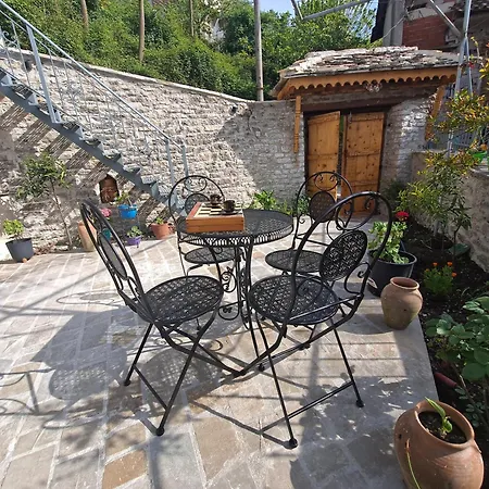 Guest house 